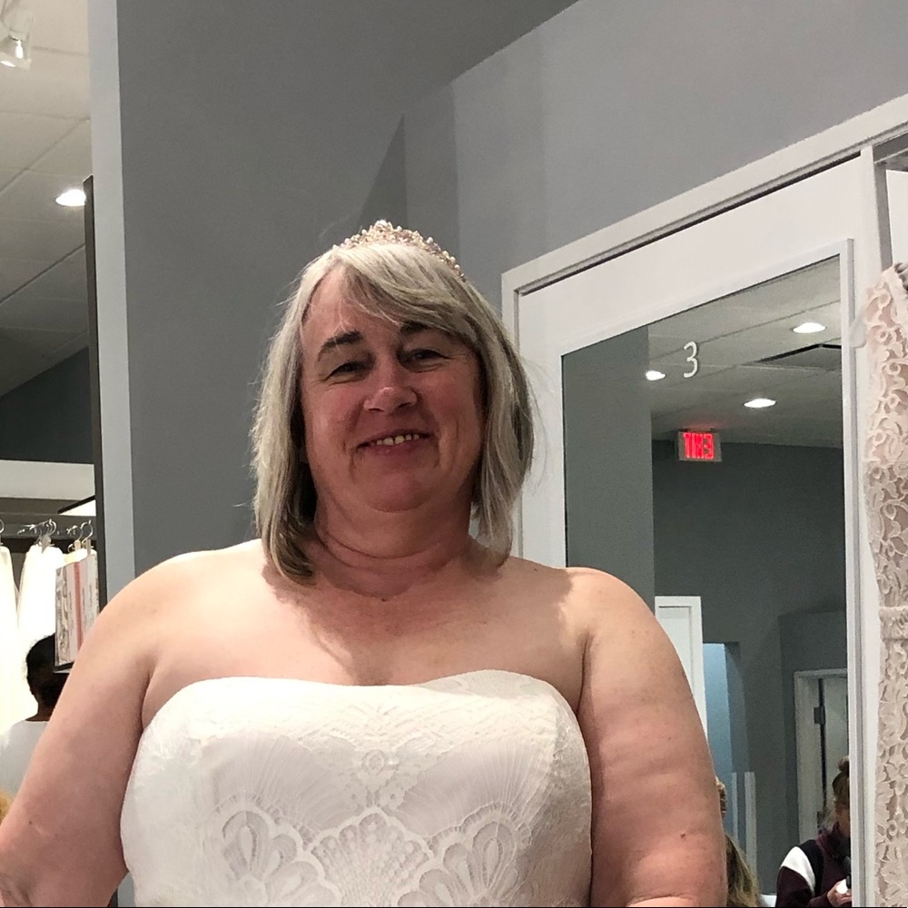 Meet your Posher, Maria